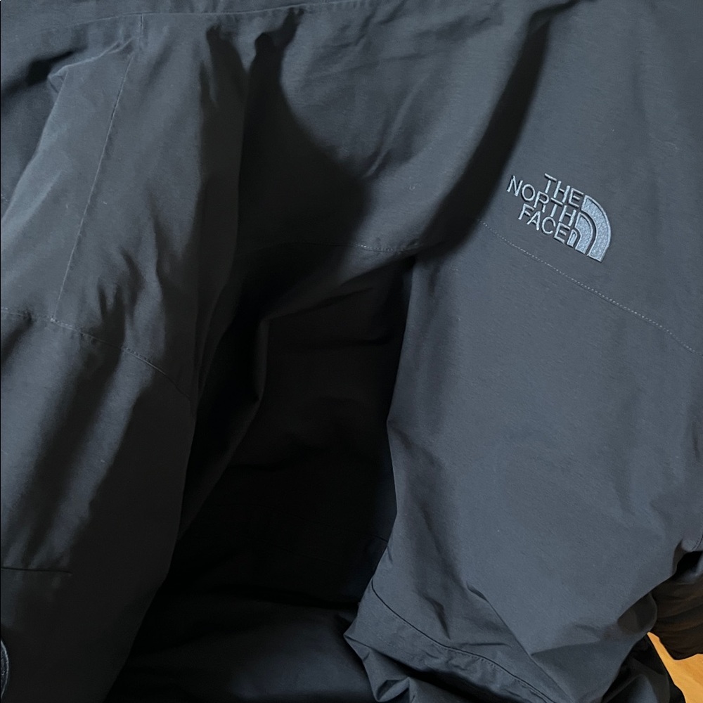 THE NORTH FACE Men's Expedition McMurdo Parka, Black - Picture 13 of 15